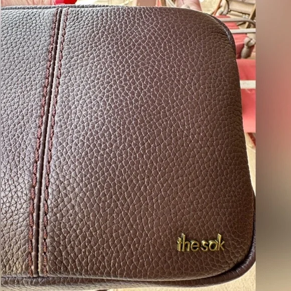 ❤️The Sak Small De Young Crossbody
Mahogany NWT - Picture 6 of 9